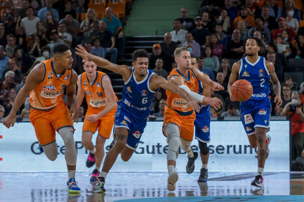 举重产业的 举重产业的